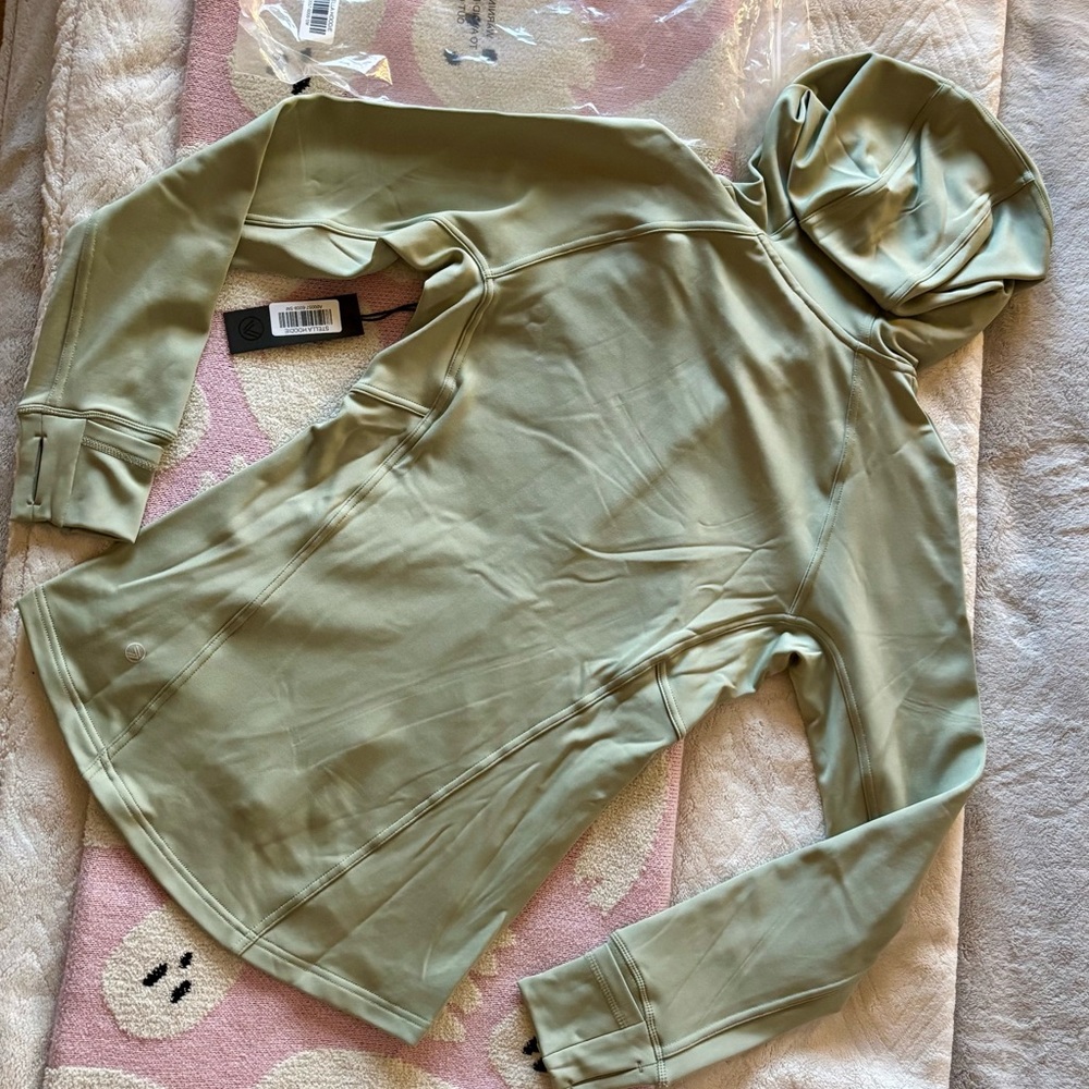 SAVVI - Sage Green Zip-Up Activewear Hoodie NWT - Picture 3 of 4
